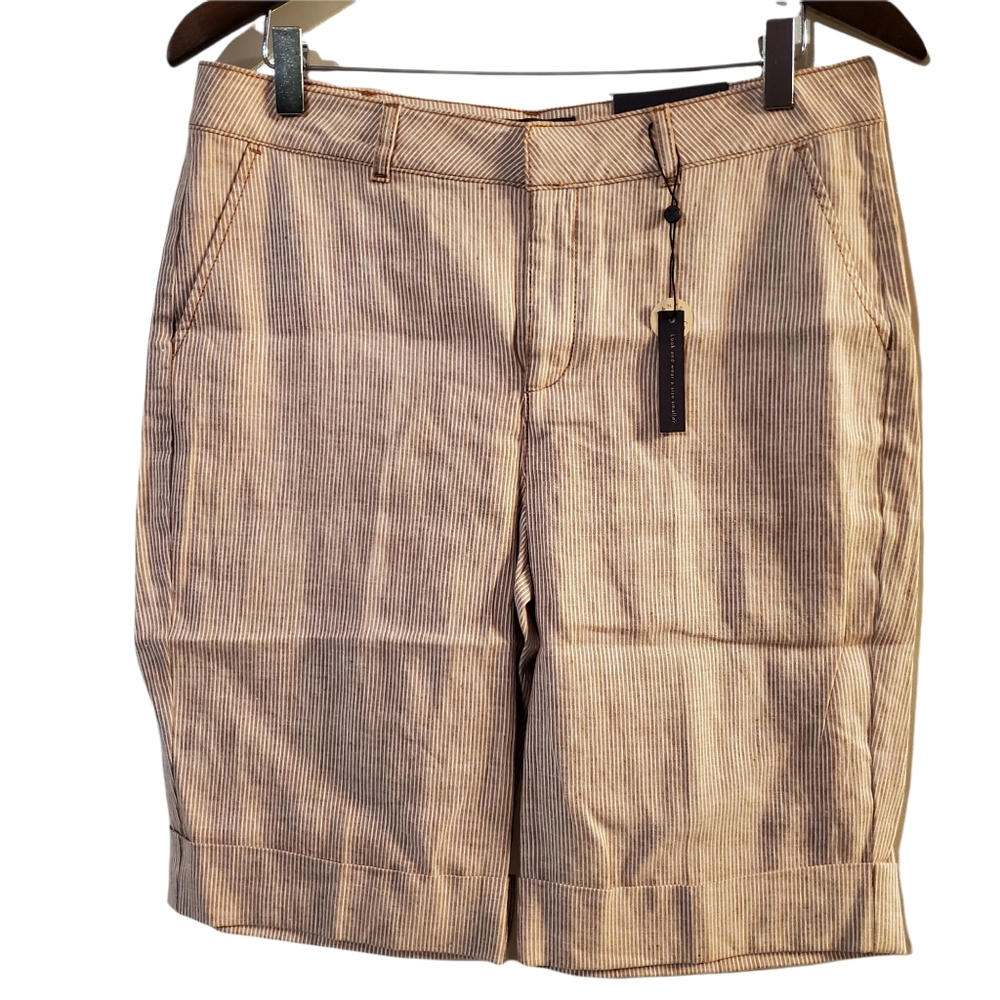 NWT NYDJ Bermuda Shorts Tan and White Pinstripes Cuffed Size 6